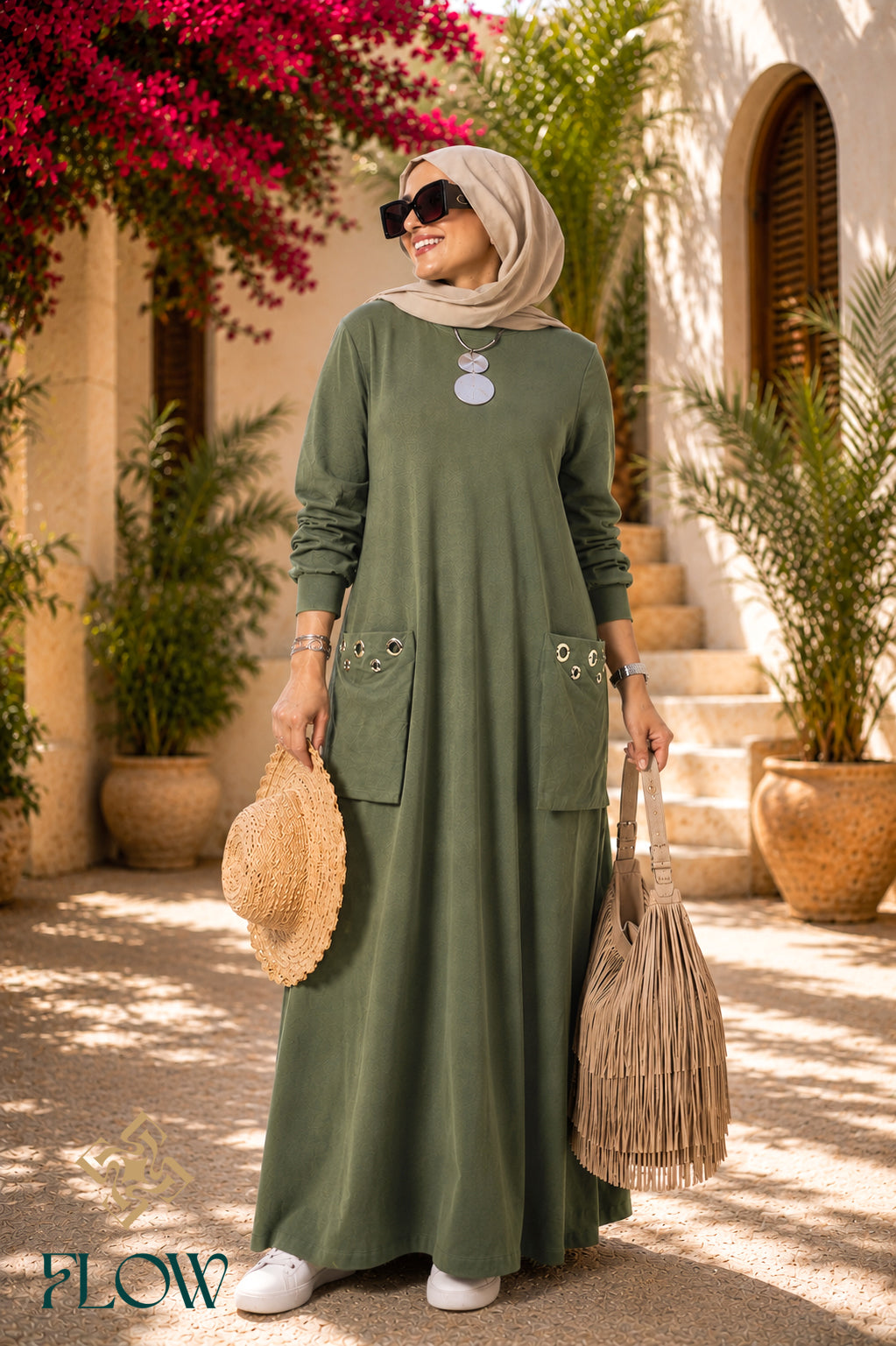 Pop- Out Pockets Dress