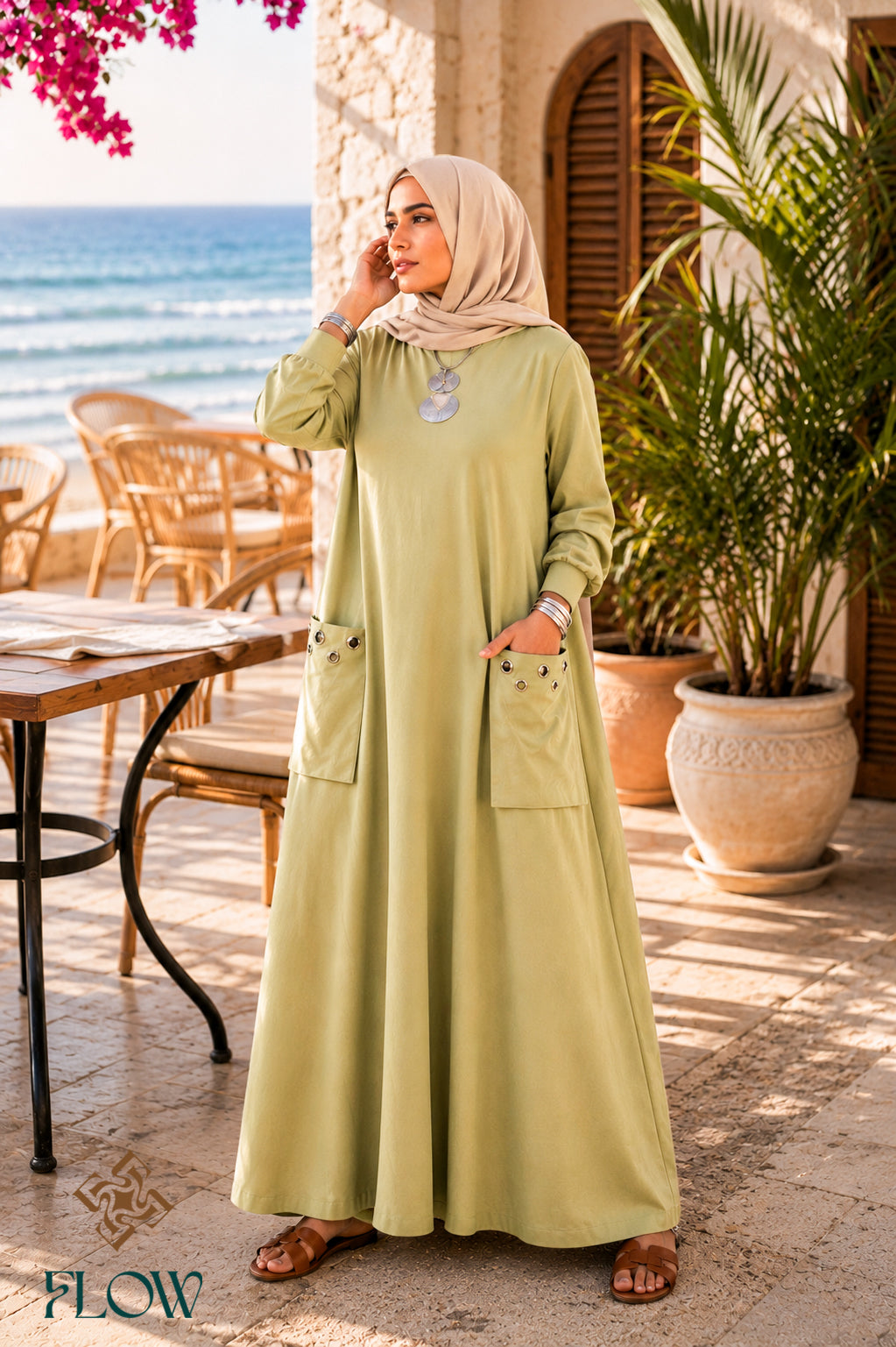 Pop- Out Pockets Dress